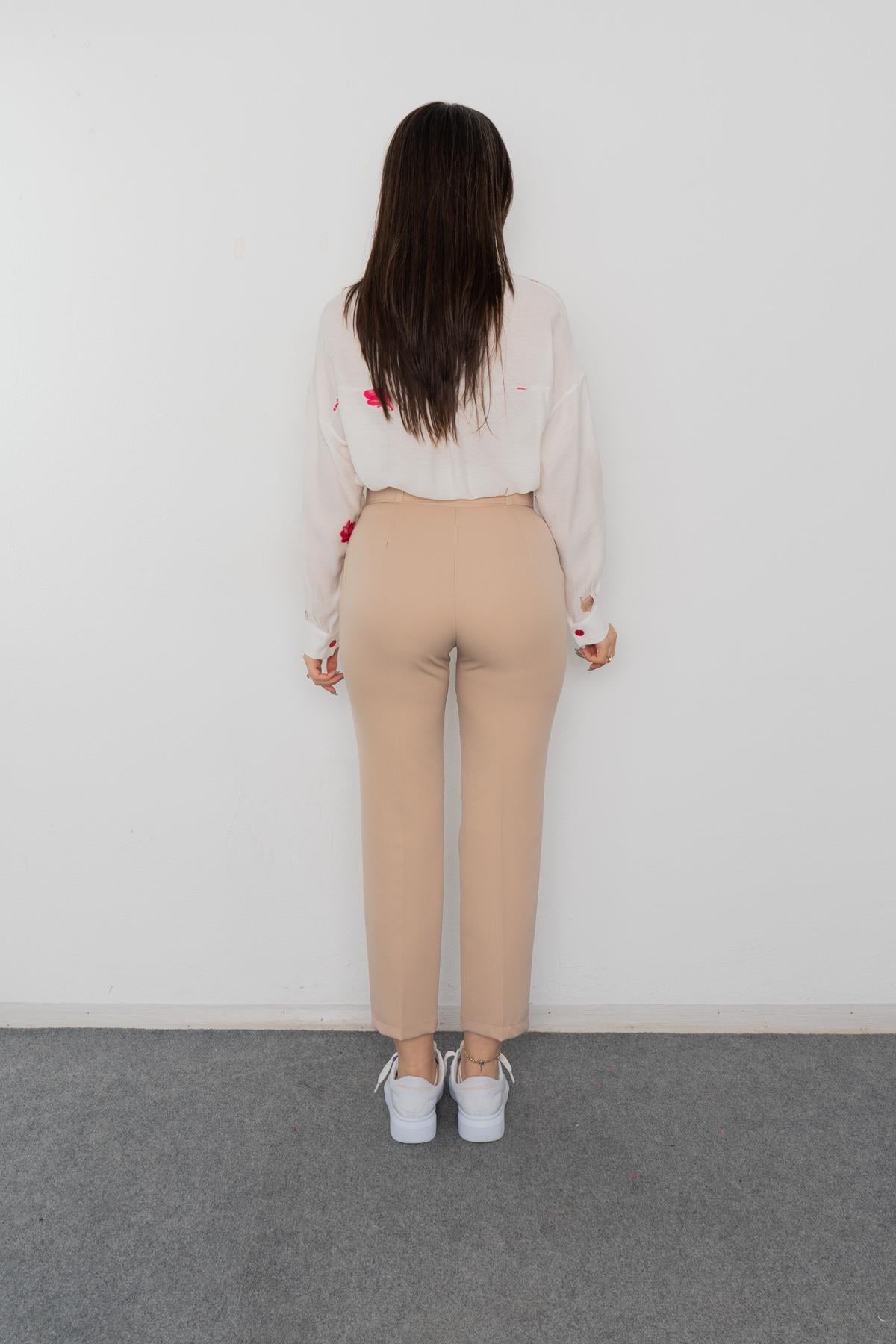 BRIDGET KEMERLİ PANTOLON - BEJ