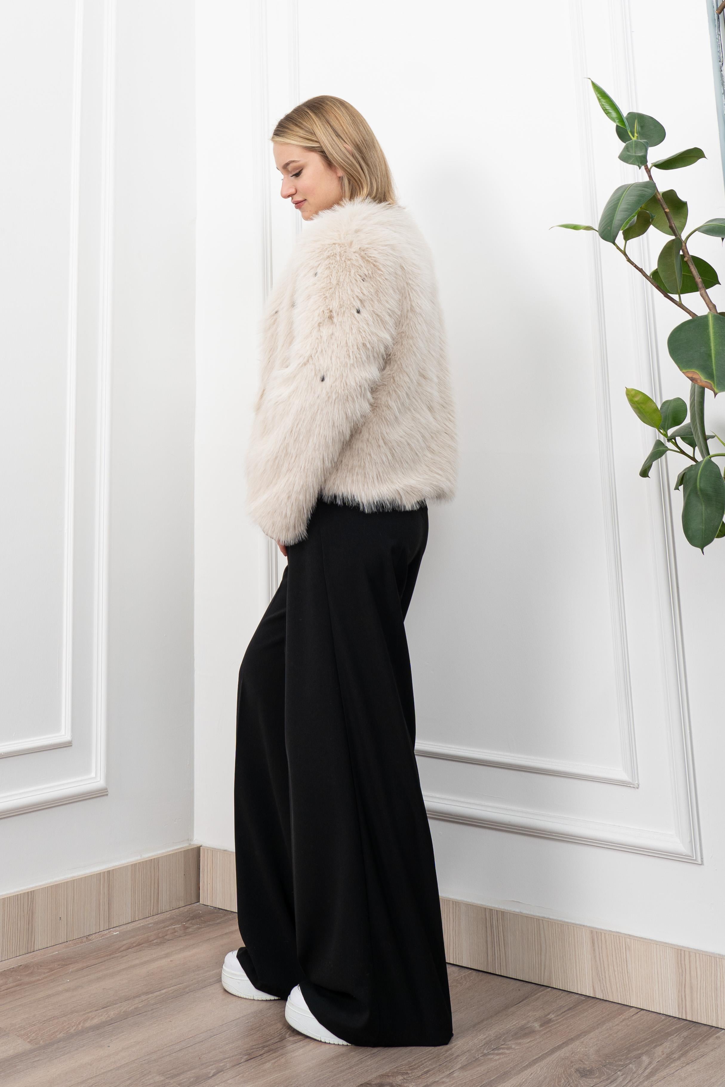 LEVI İNCİ İŞLEMELİ PELUŞ MONT - BEJ