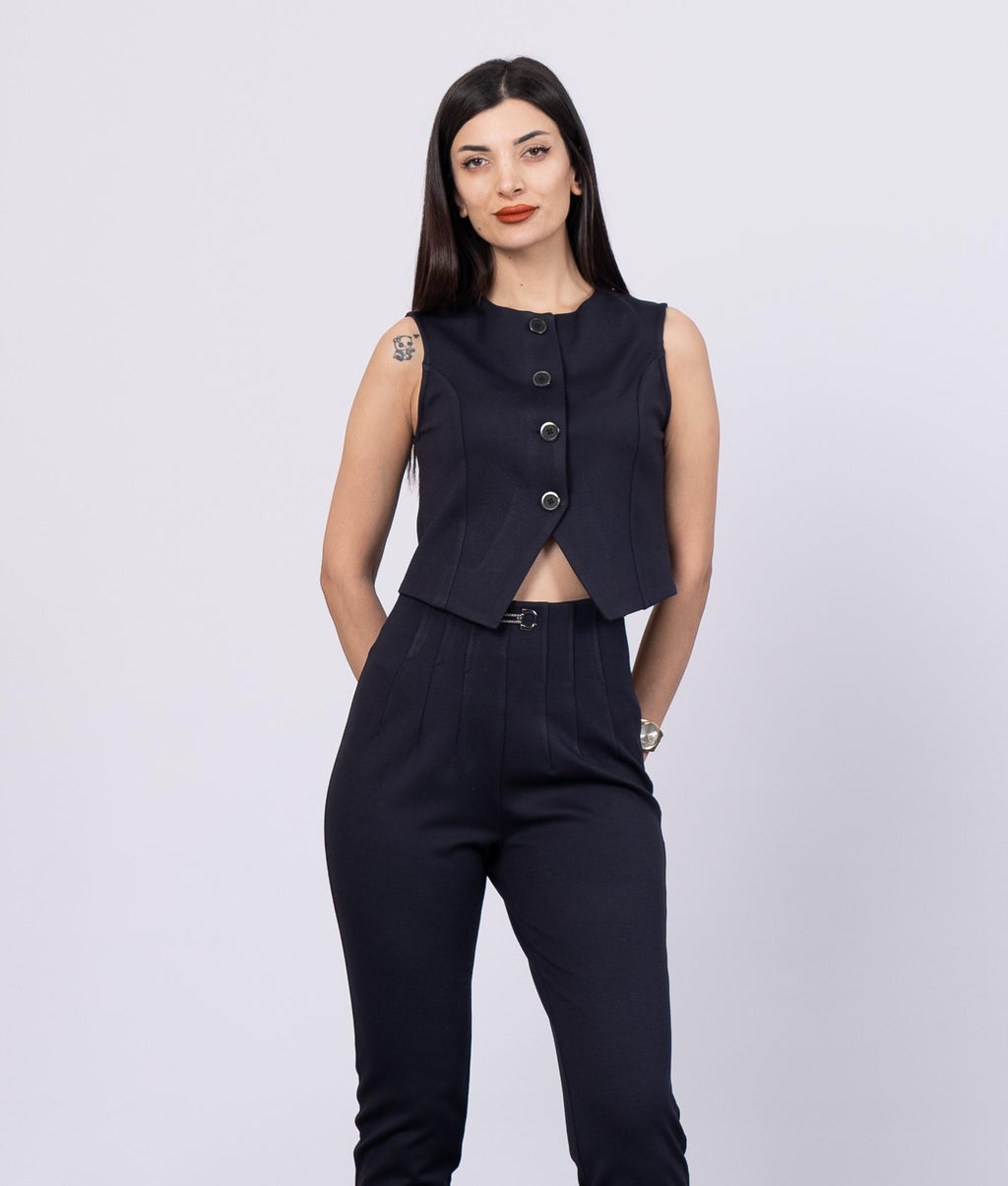 NICOLE UCU ÜÇGEN YELEK - LACI