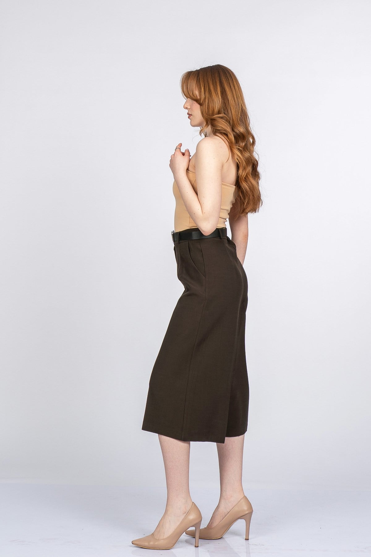 NIKKI KEMERLİ KISA PANTOLON - KAHVE
